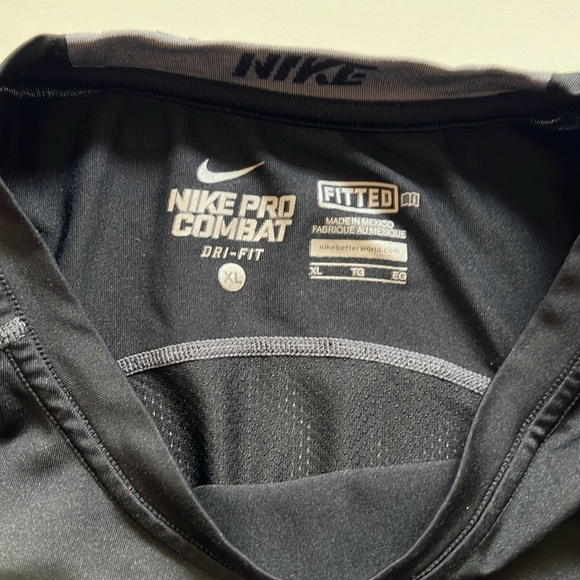 Nike Pro Combat Dri-Fit Mens Tank Top - Picture 2 of 3